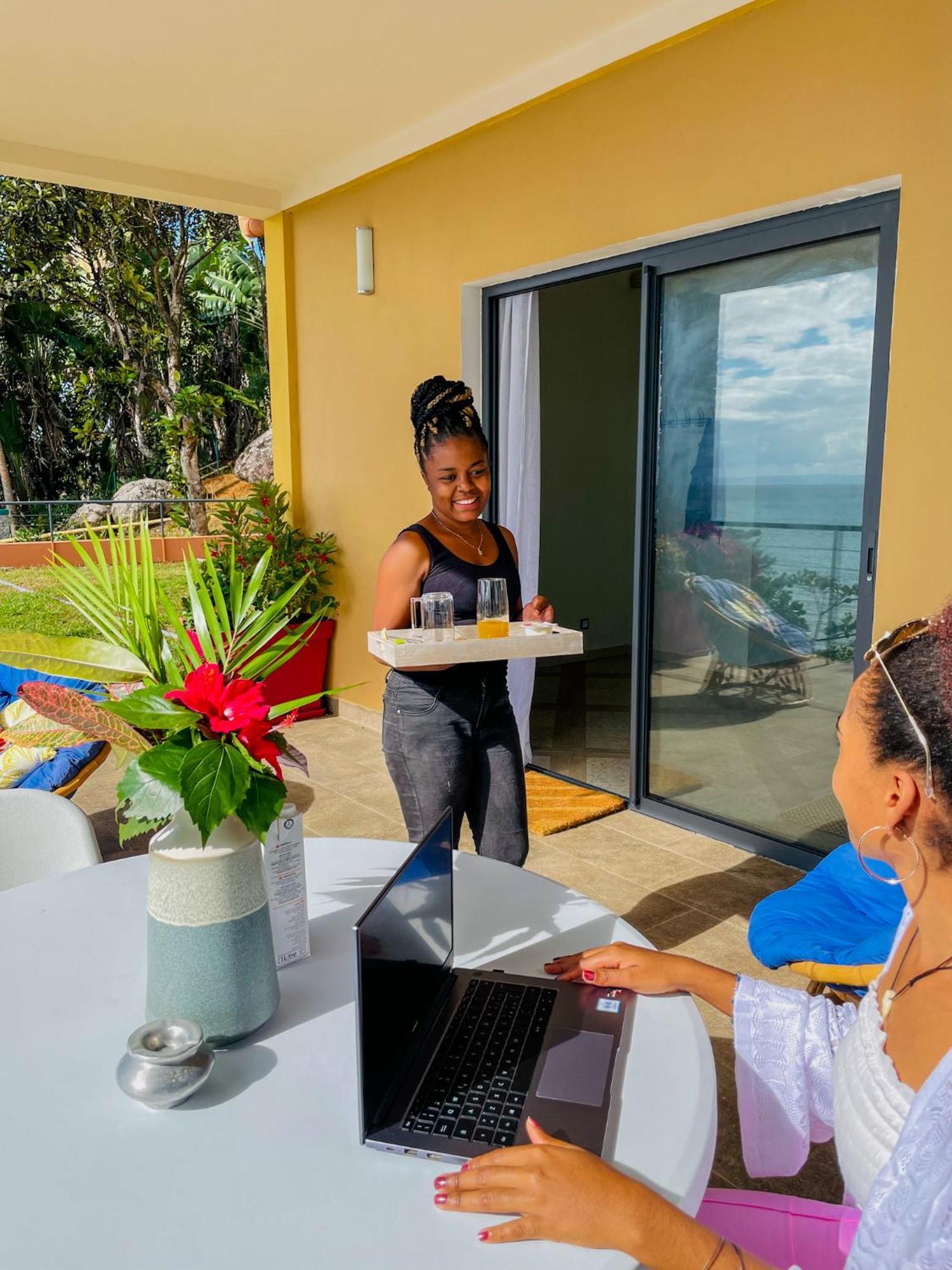 La Maison Rivaria Votre Maison De Vacances Au Luxe Intime Et Au Confort Absolu Au Bord De La Mer Vila Ile Sainte-Marie Exterior foto